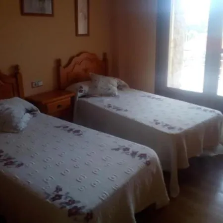 House - 4 Bedrooms - 6431 * Sanxenxo