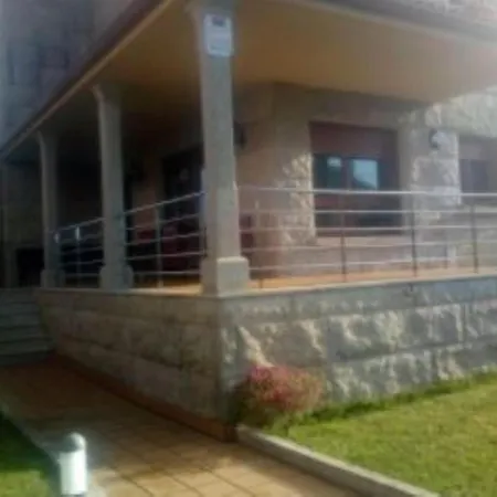 Chalet House - 4 Bedrooms - 6431 *